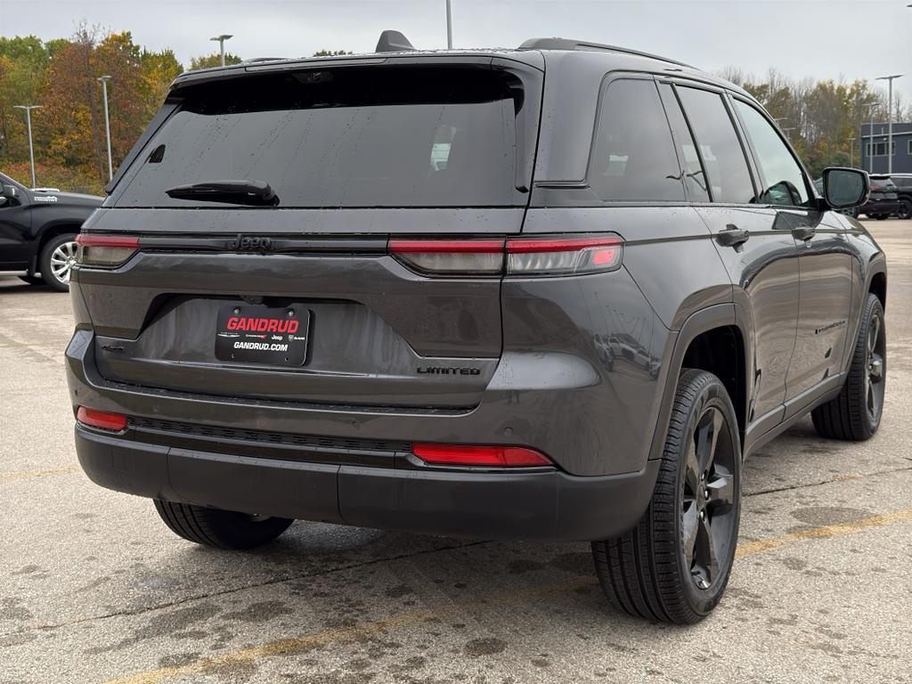 new 2025 Jeep Grand Cherokee car, priced at $56,209