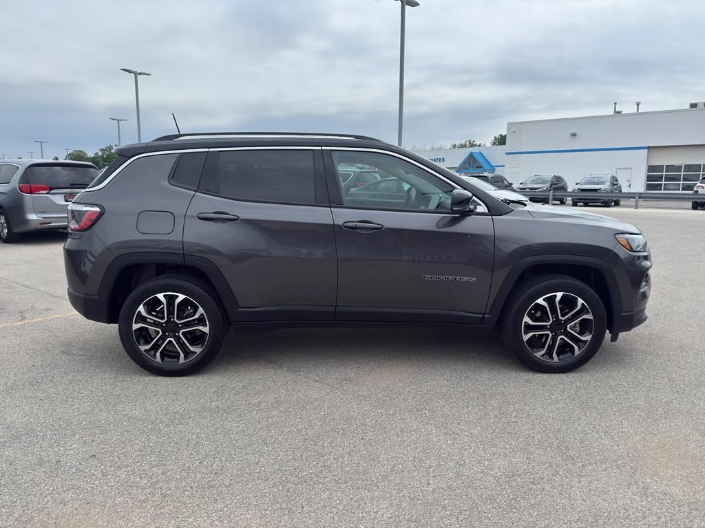 used 2022 Jeep Compass car, priced at $24,995