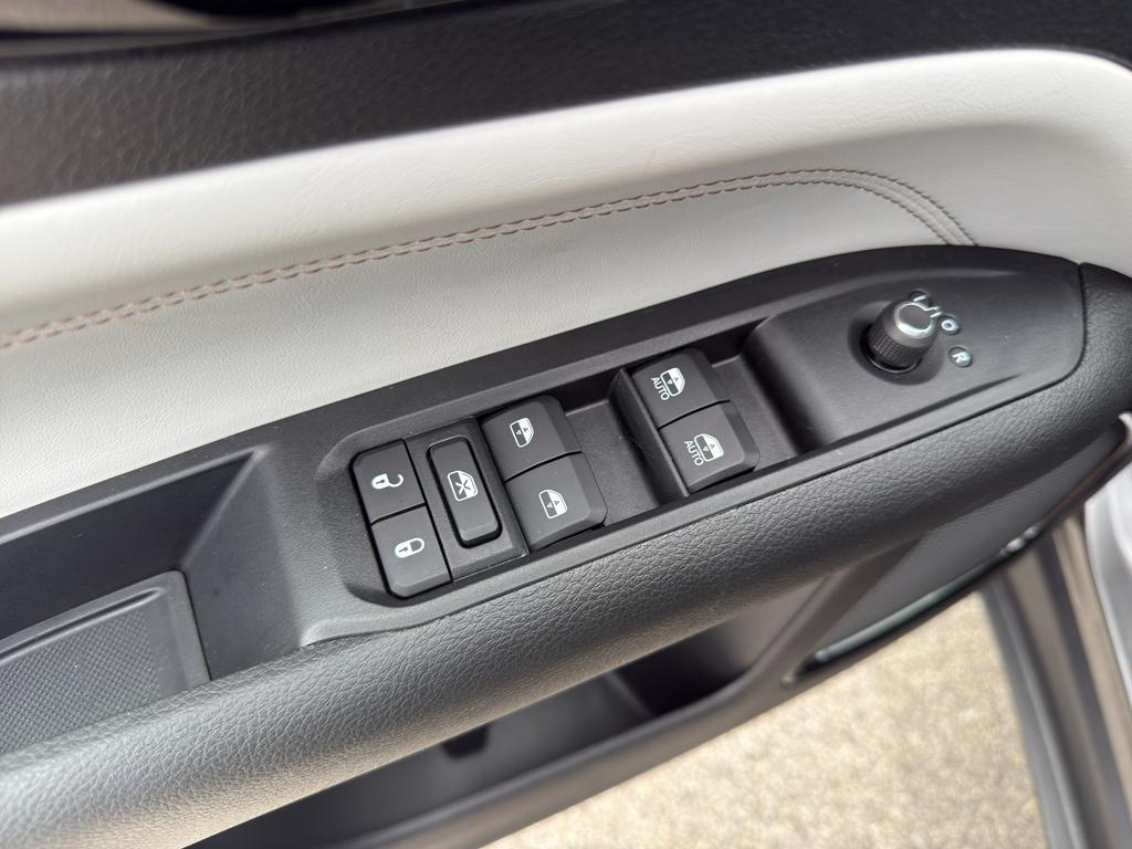 used 2022 Jeep Compass car, priced at $24,995
