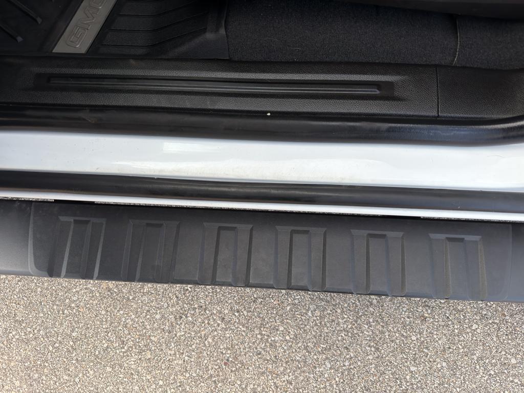 used 2021 GMC Canyon car, priced at $33,995