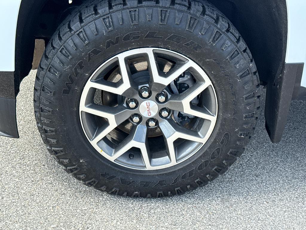 used 2021 GMC Canyon car, priced at $33,995