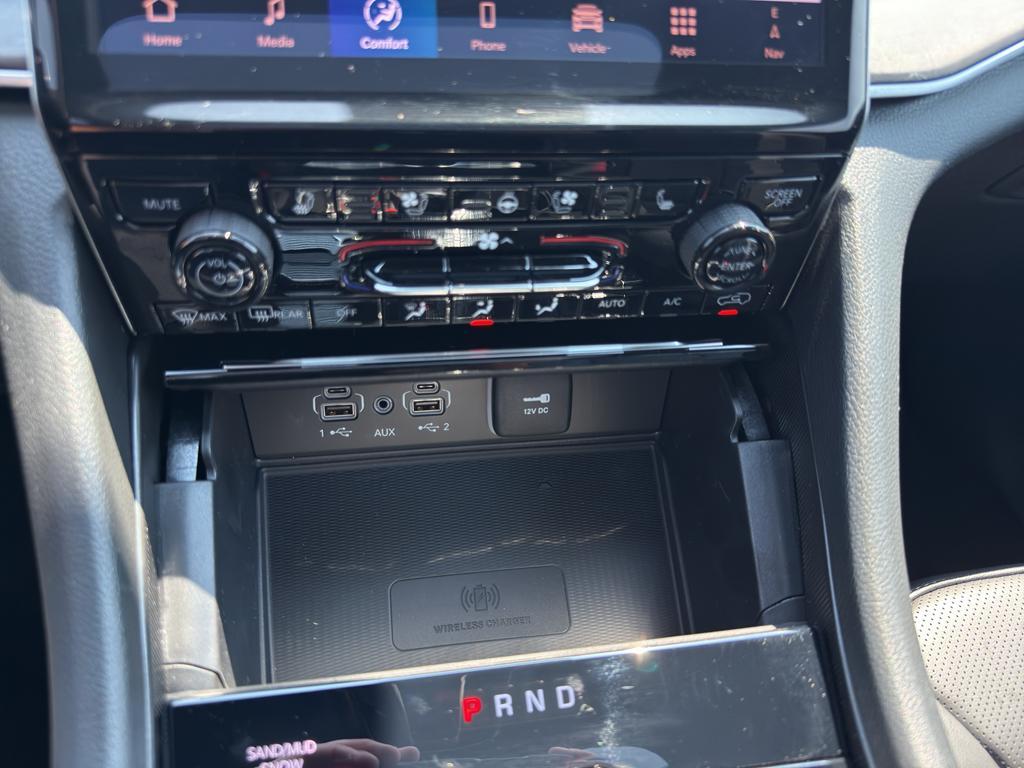 new 2025 Jeep Grand Cherokee L car, priced at $54,406