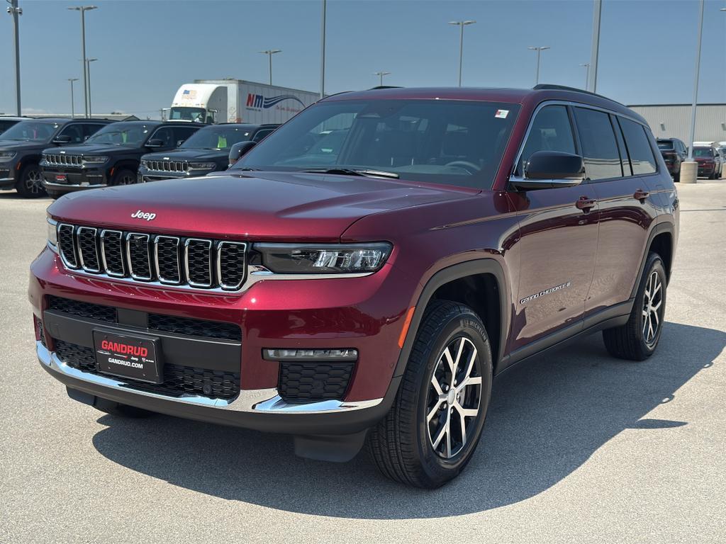 new 2025 Jeep Grand Cherokee L car, priced at $54,406