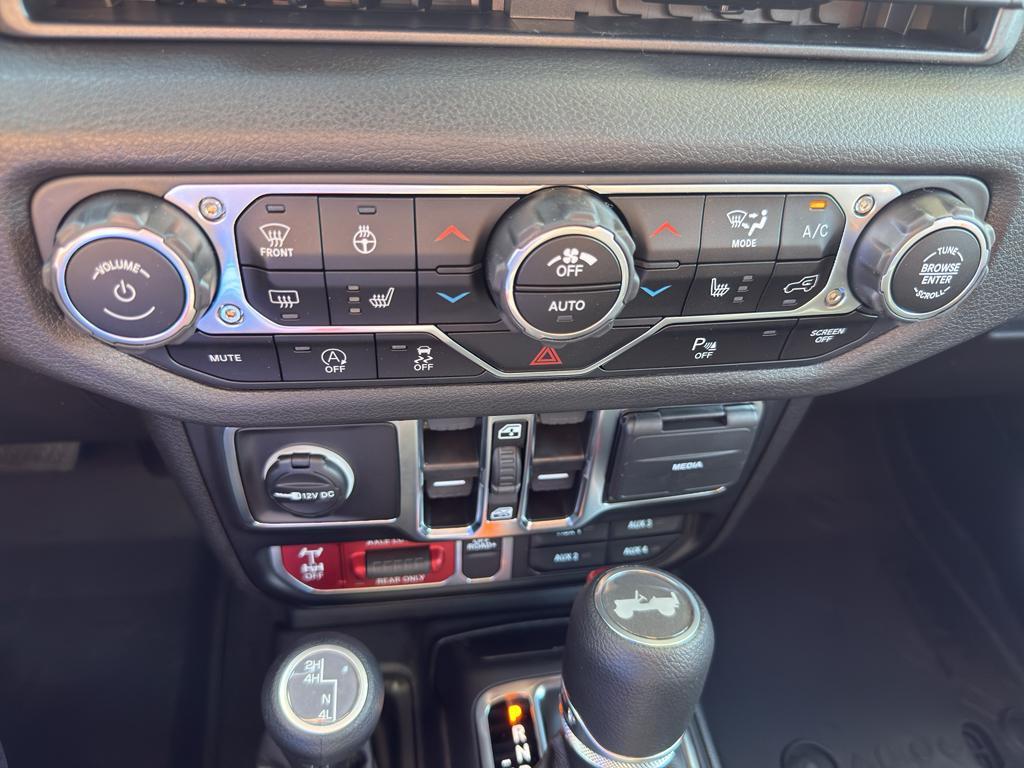 new 2025 Jeep Wrangler car, priced at $60,504