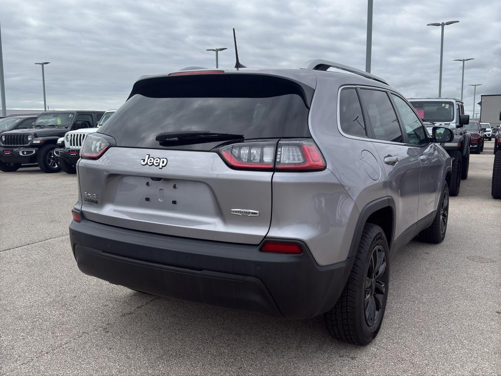 used 2020 Jeep Cherokee car, priced at $18,995