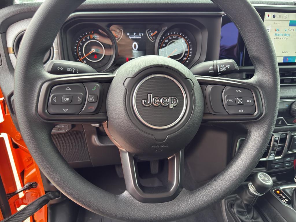 new 2025 Jeep Gladiator car, priced at $44,262