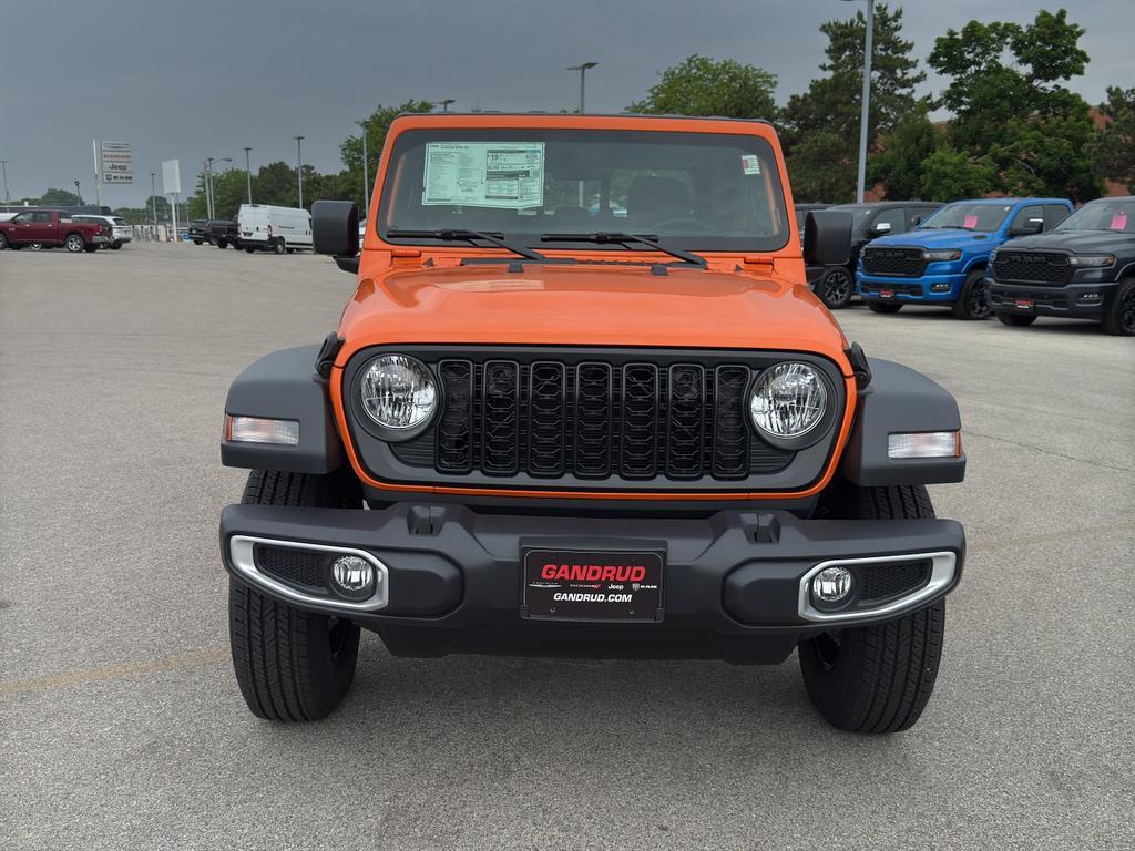new 2025 Jeep Gladiator car, priced at $44,262