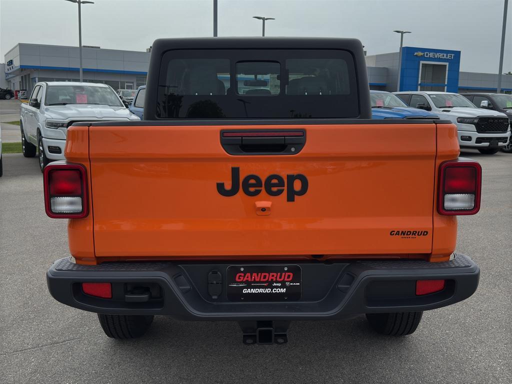 new 2025 Jeep Gladiator car, priced at $44,262