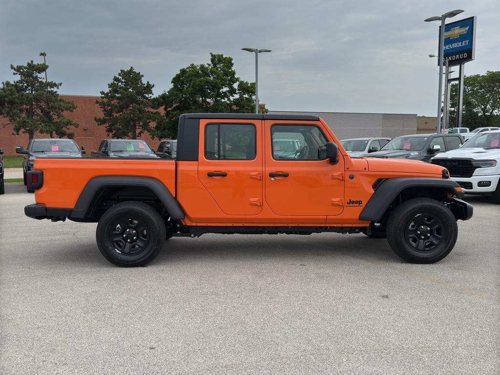 new 2025 Jeep Gladiator car, priced at $44,262