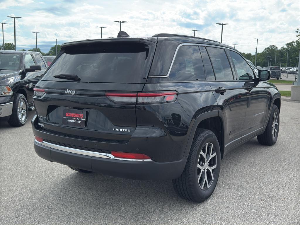 used 2024 Jeep Grand Cherokee car, priced at $39,795