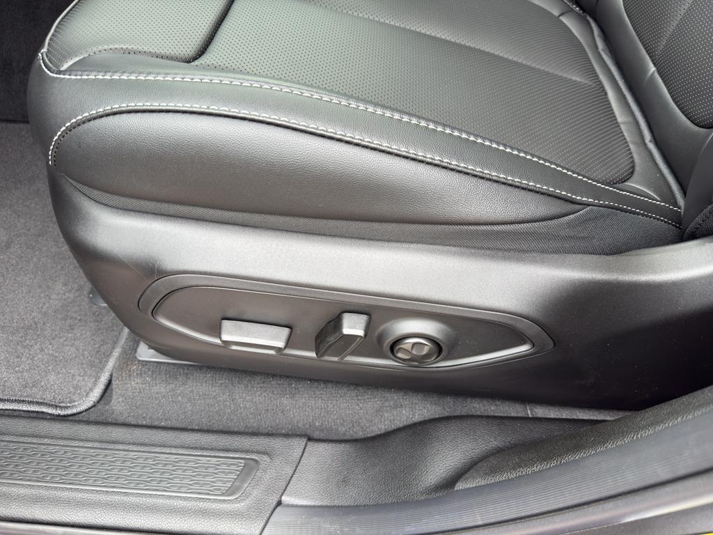 new 2025 Jeep Grand Cherokee L car, priced at $53,083