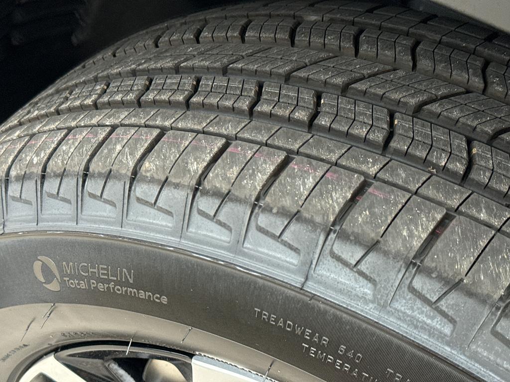 new 2025 Jeep Grand Cherokee L car, priced at $53,083