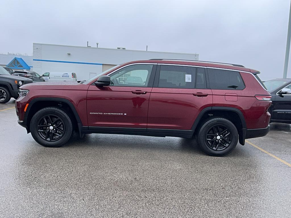 used 2023 Jeep Grand Cherokee L car, priced at $30,195