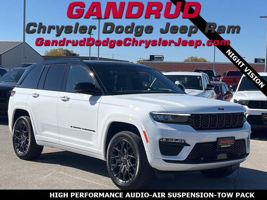 new 2025 Jeep Grand Cherokee car, priced at $67,823