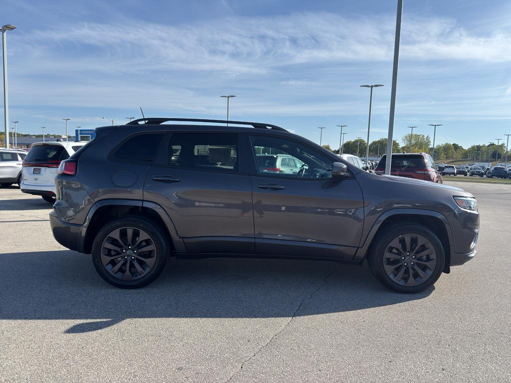 used 2020 Jeep Cherokee car, priced at $19,595