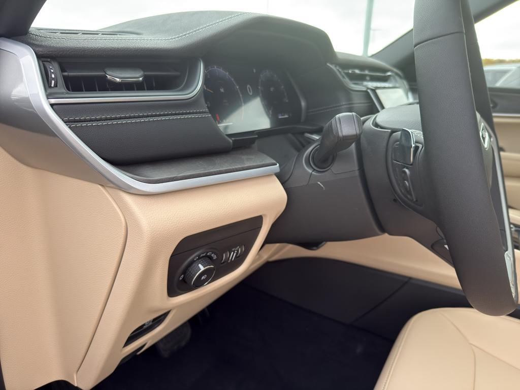 new 2025 Jeep Grand Cherokee car