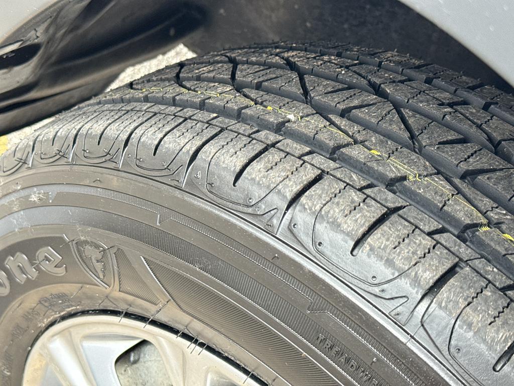 used 2021 Jeep Cherokee car, priced at $24,795