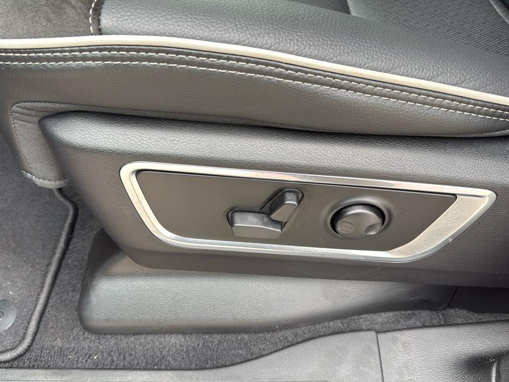 new 2025 Ram 1500 car, priced at $60,316