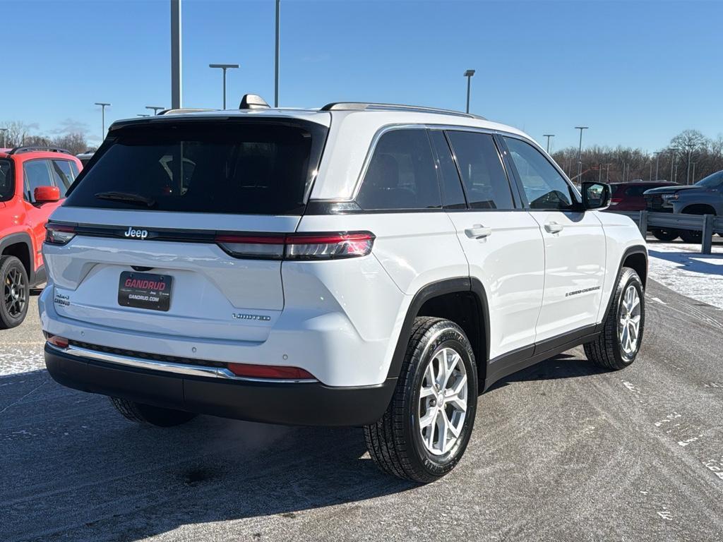 used 2023 Jeep Grand Cherokee car, priced at $31,295