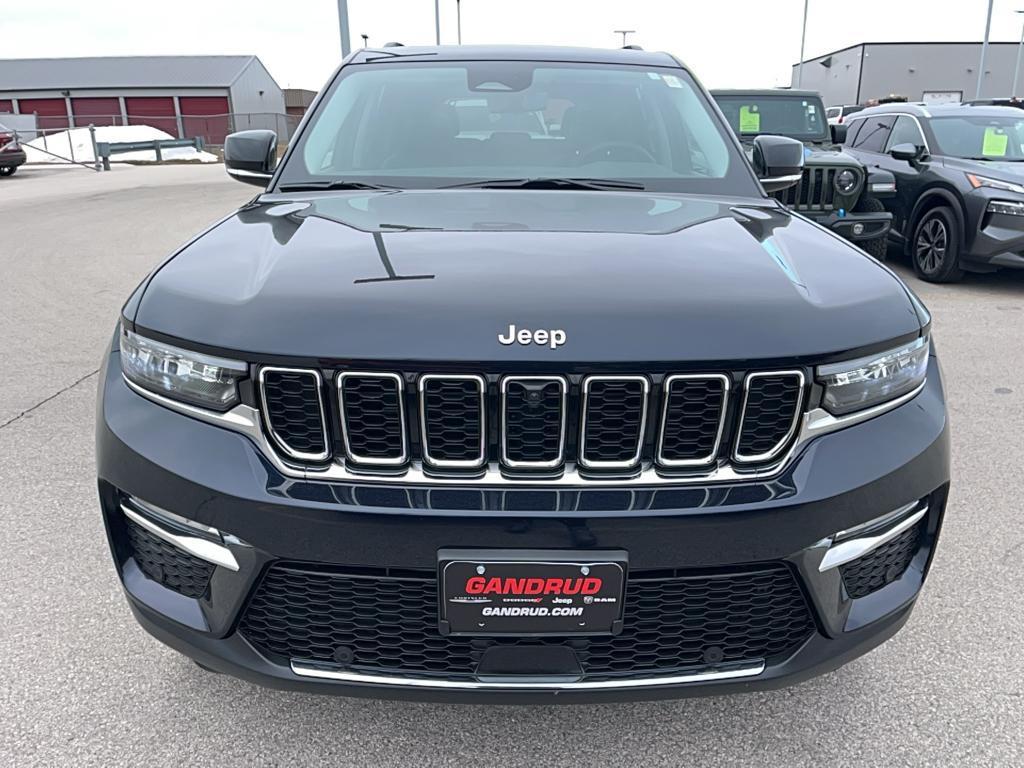 used 2024 Jeep Grand Cherokee car, priced at $40,995