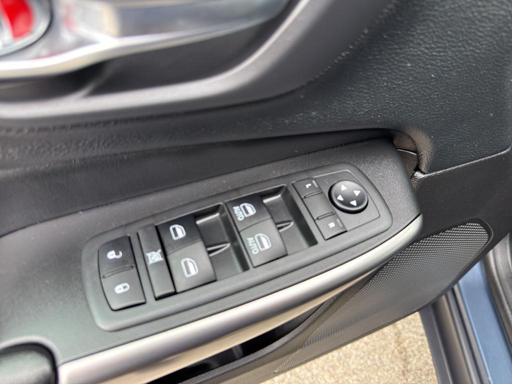 used 2020 Jeep Cherokee car, priced at $19,295