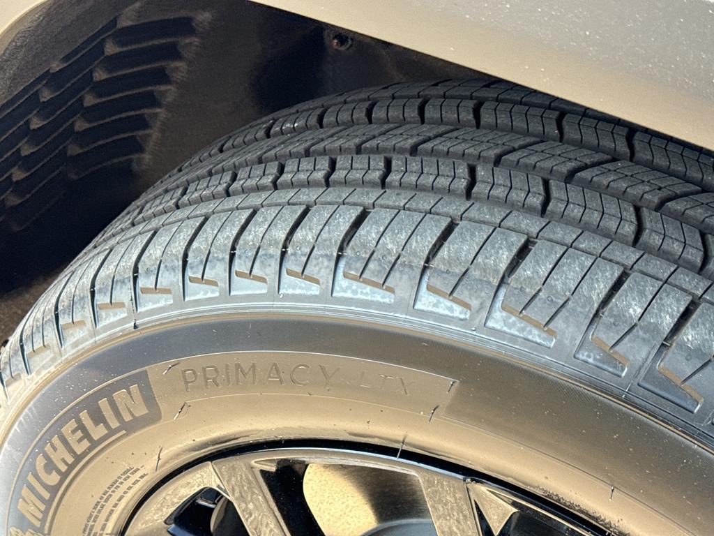 new 2025 Jeep Grand Cherokee L car, priced at $47,438