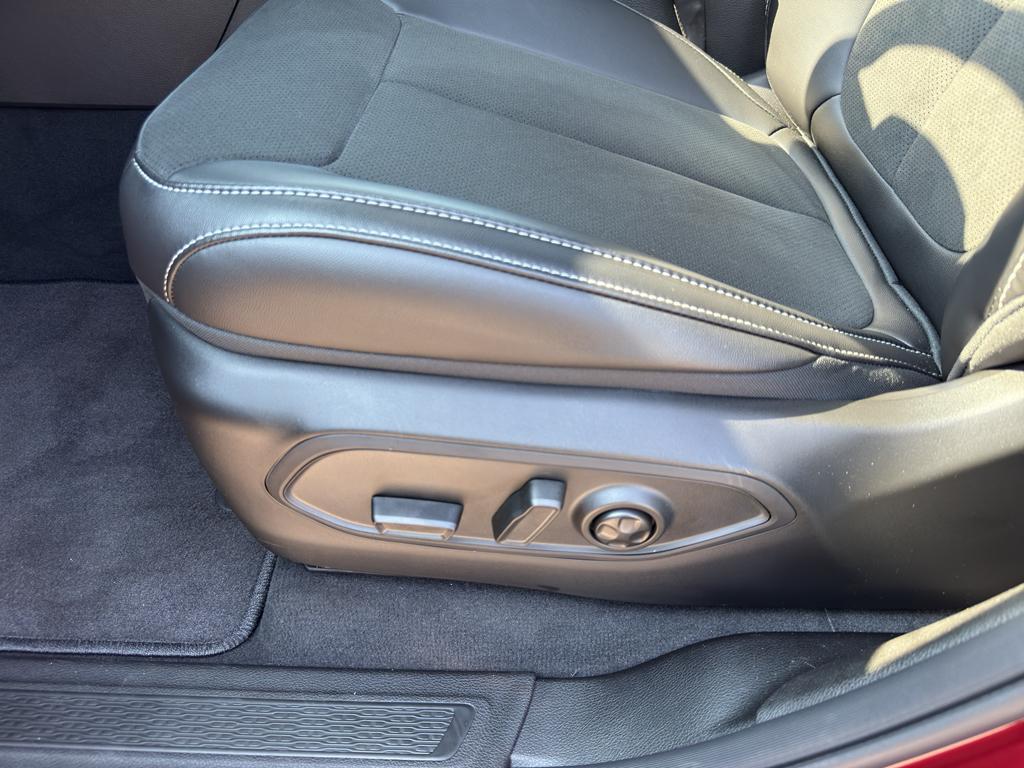 new 2025 Jeep Grand Cherokee L car, priced at $47,438