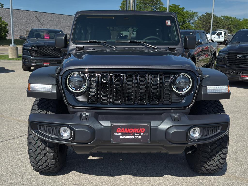 new 2025 Jeep Wrangler car, priced at $53,672
