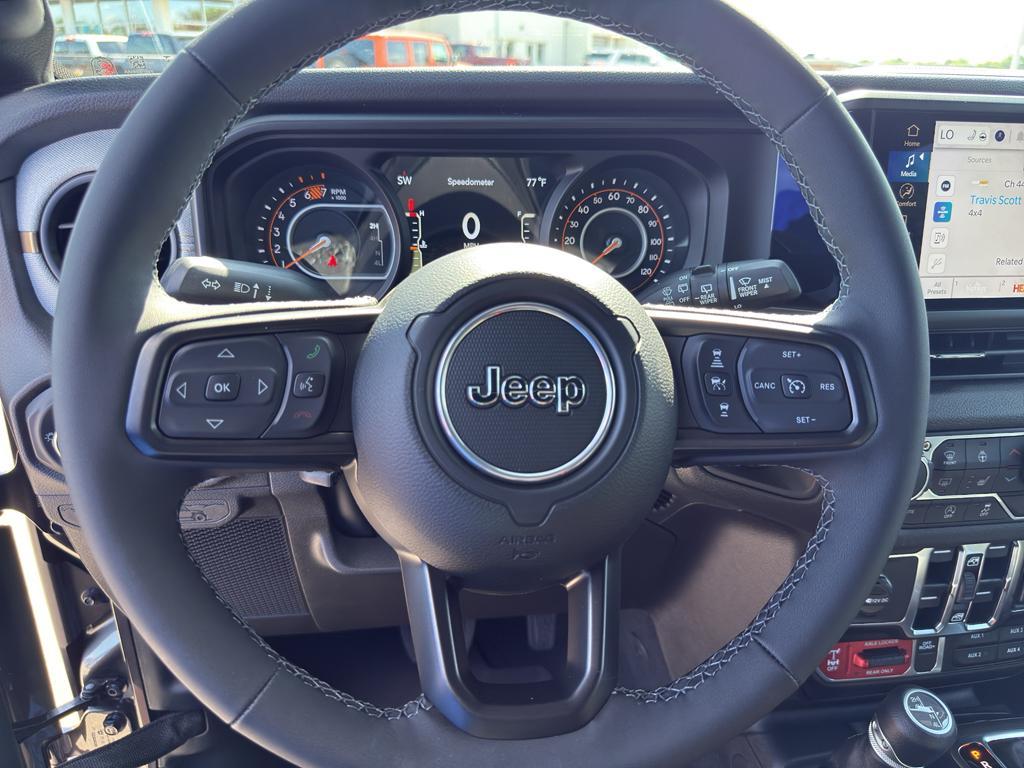new 2025 Jeep Wrangler car, priced at $53,672