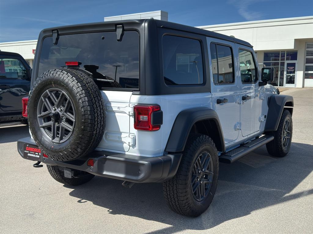 new 2025 Jeep Wrangler car, priced at $52,783