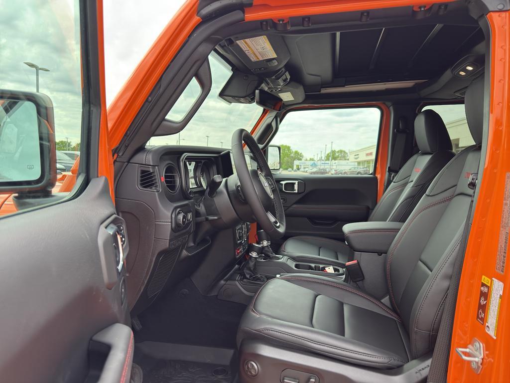 new 2025 Jeep Wrangler car, priced at $69,659