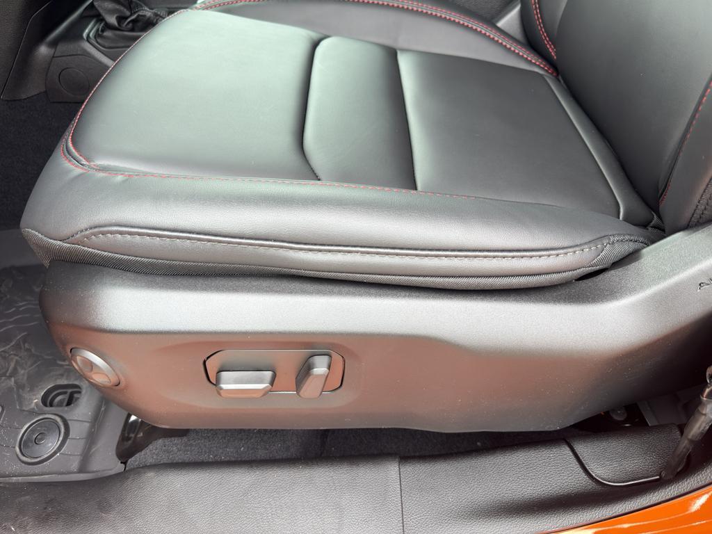 new 2025 Jeep Wrangler car, priced at $69,659