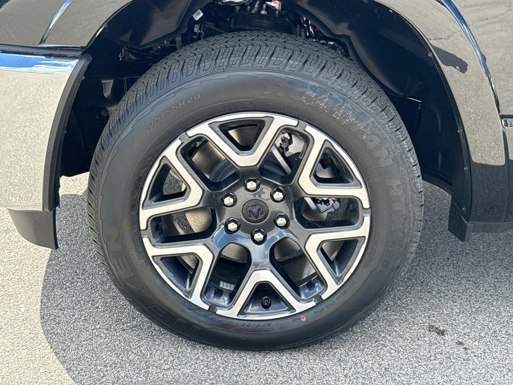 new 2025 Ram 1500 car, priced at $67,116