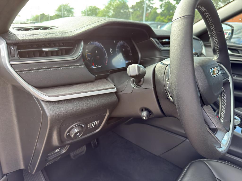 new 2025 Jeep Grand Cherokee car, priced at $55,662