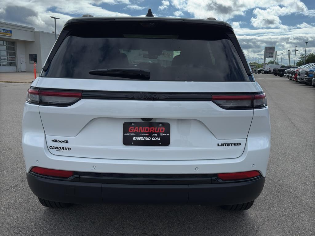 new 2025 Jeep Grand Cherokee car, priced at $55,662