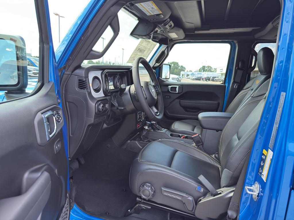 new 2025 Jeep Wrangler car, priced at $60,234