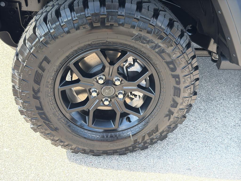 new 2025 Jeep Wrangler car, priced at $60,234