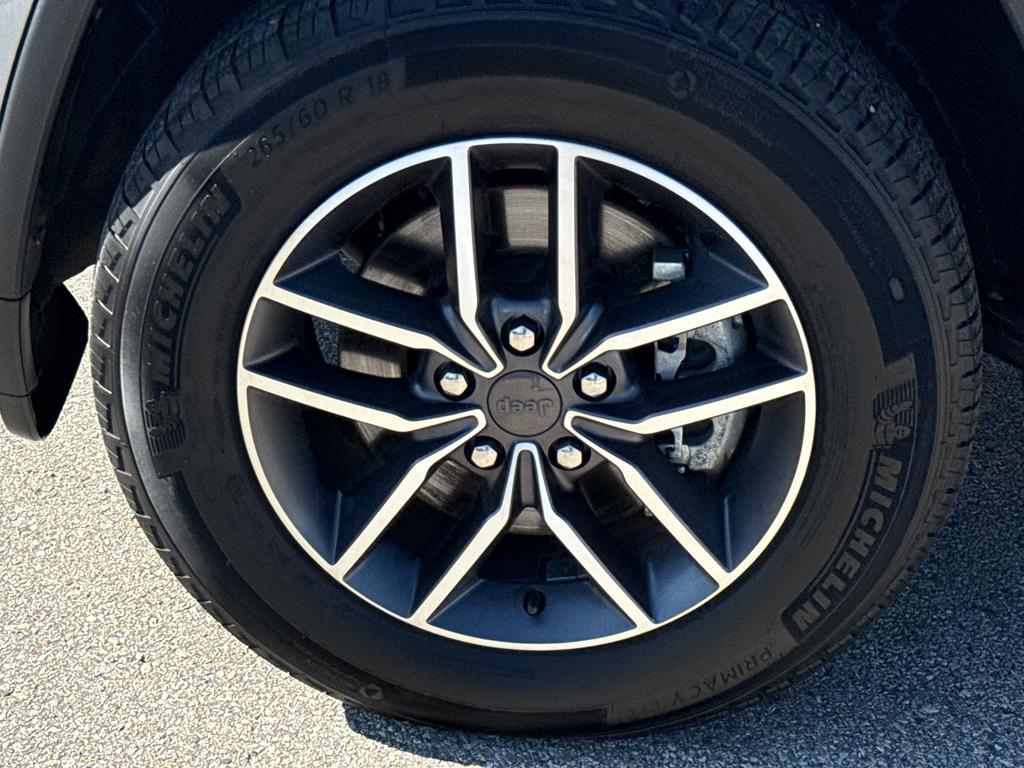 used 2021 Jeep Grand Cherokee car, priced at $23,995