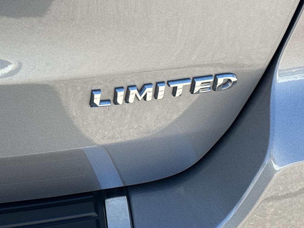 used 2021 Jeep Grand Cherokee car, priced at $23,995