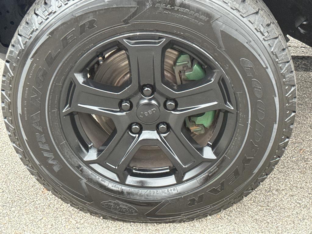 used 2021 Jeep Wrangler Unlimited car, priced at $25,995