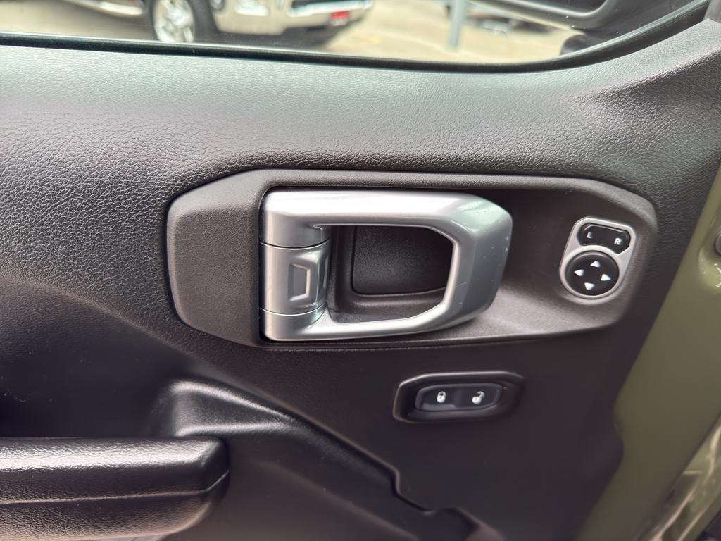 used 2021 Jeep Wrangler Unlimited car, priced at $25,995