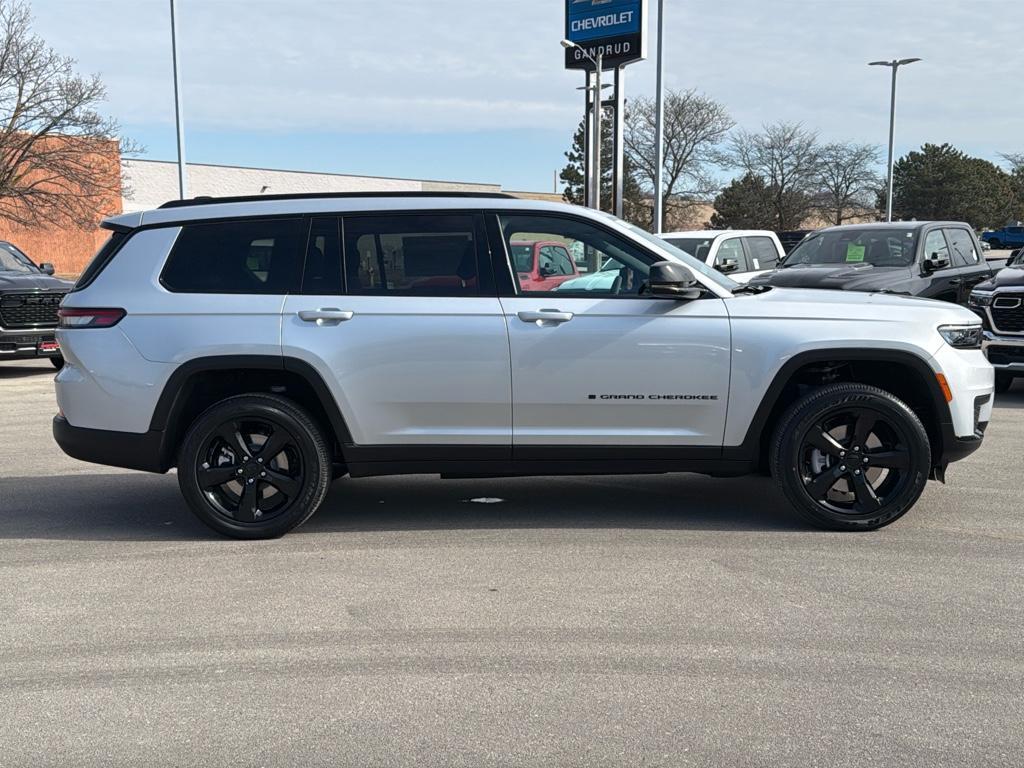 new 2025 Jeep Grand Cherokee L car, priced at $49,218