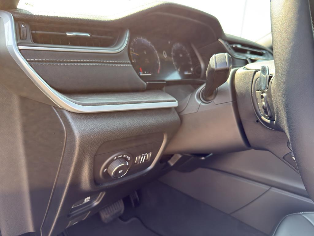 new 2025 Jeep Grand Cherokee L car, priced at $53,830