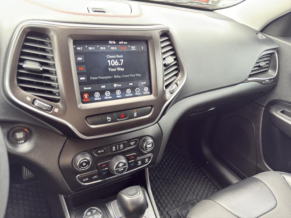 used 2022 Jeep Cherokee car, priced at $27,495