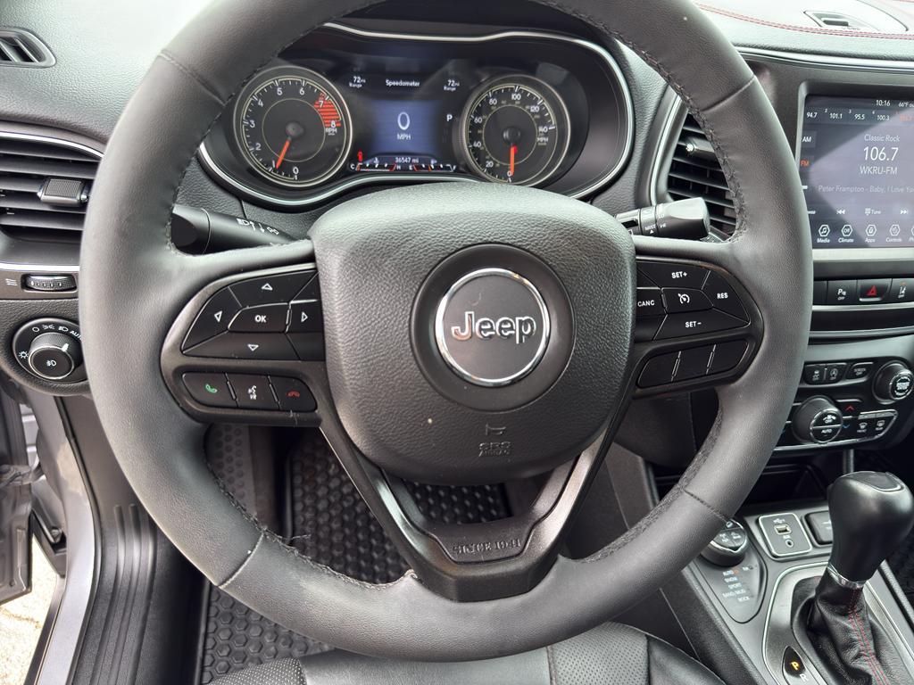 used 2022 Jeep Cherokee car, priced at $27,495