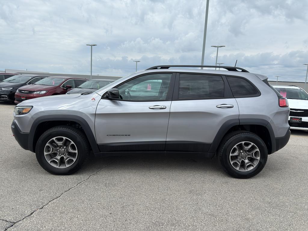 used 2022 Jeep Cherokee car, priced at $27,495