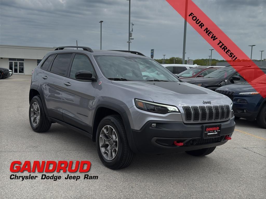 used 2022 Jeep Cherokee car, priced at $27,495
