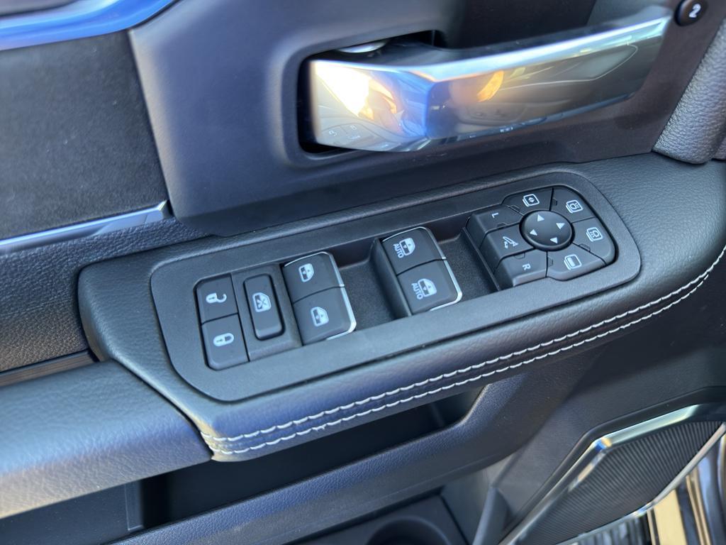 new 2025 Ram 2500 car, priced at $78,983