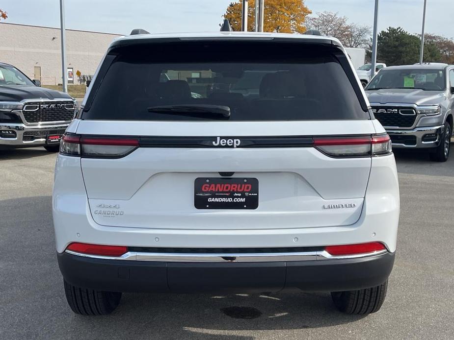 new 2025 Jeep Grand Cherokee car, priced at $46,902