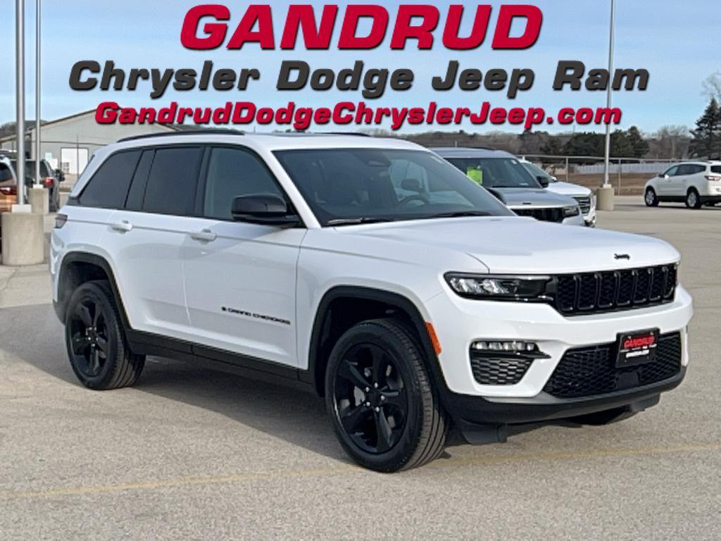 new 2025 Jeep Grand Cherokee car, priced at $53,216